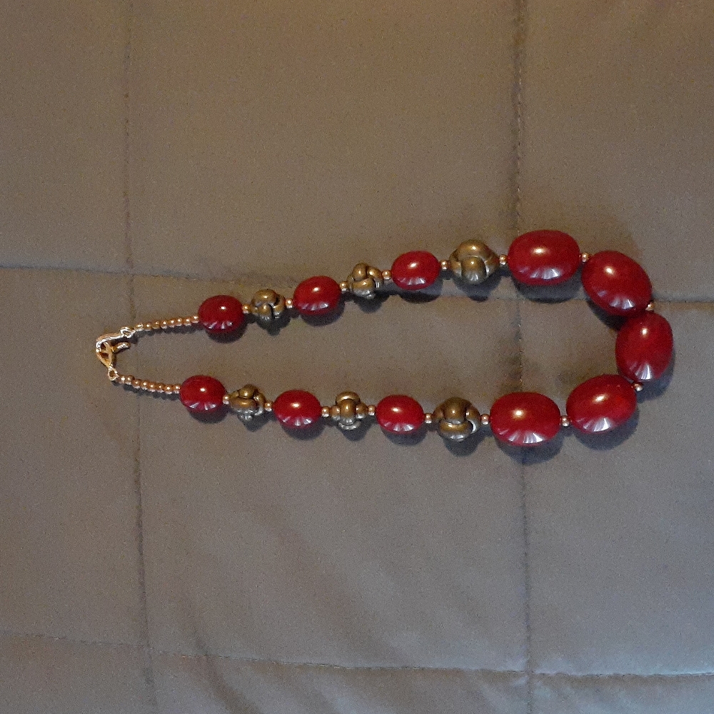 Ligthwine / Gold & Green Necklace. 18" ( L10 272 B1)